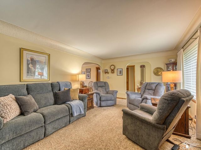831 Wolverine Avenue, Monroe, MI 48161