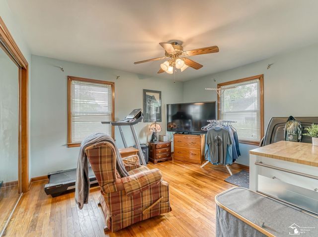 831 Wolverine Avenue, Monroe, MI 48161
