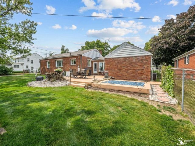 831 Wolverine Avenue, Monroe, MI 48161