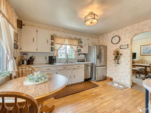 831 Wolverine Avenue, Monroe, MI 48161