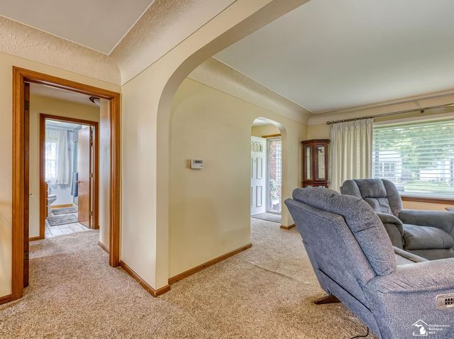 831 Wolverine Avenue, Monroe, MI 48161