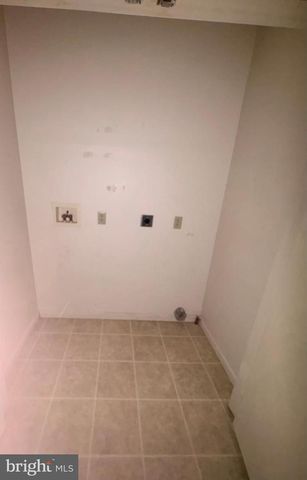 529 THOMAS ST, York, PA 17404