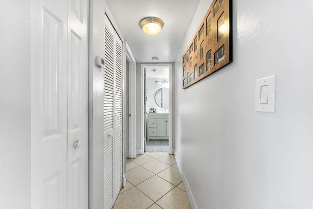 1725 W 60th Street F126, Hialeah, FL 33012