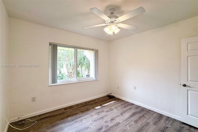 13898 SW 90th Avenue 204-EE, Miami, FL 33176