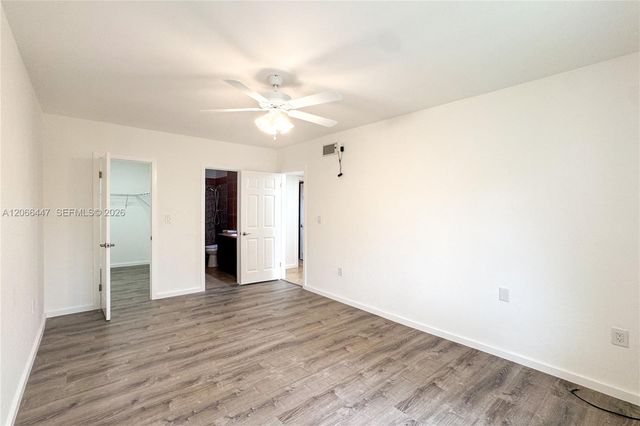 13898 SW 90th Avenue 204-EE, Miami, FL 33176