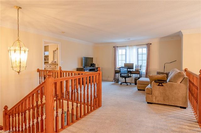 900 Warren Farm Road, Walnut Cove, NC 27052