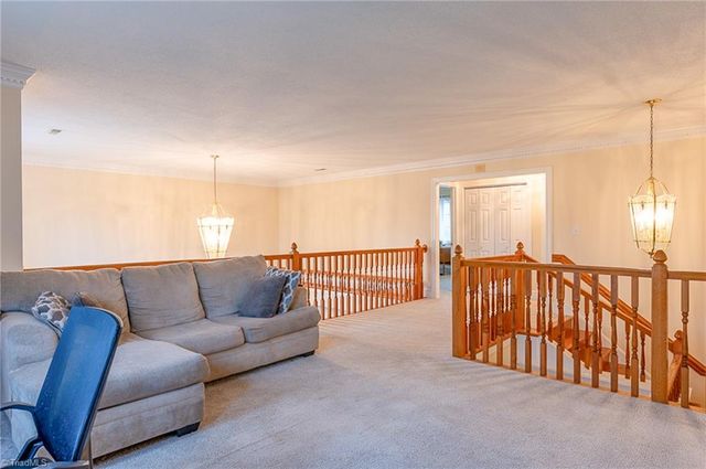 900 Warren Farm Road, Walnut Cove, NC 27052