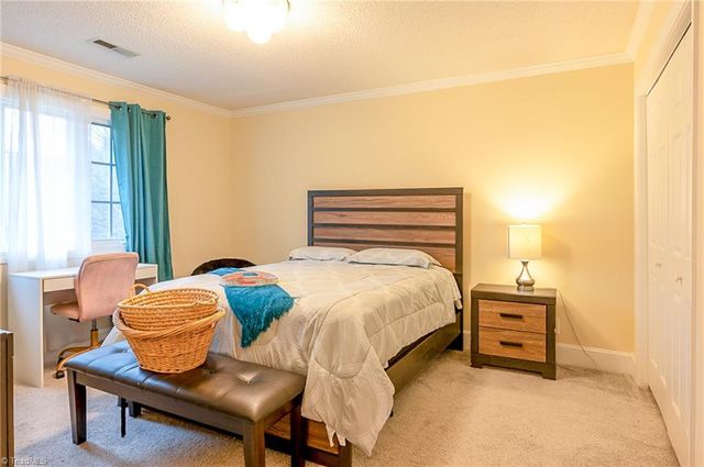 900 Warren Farm Road, Walnut Cove, NC 27052