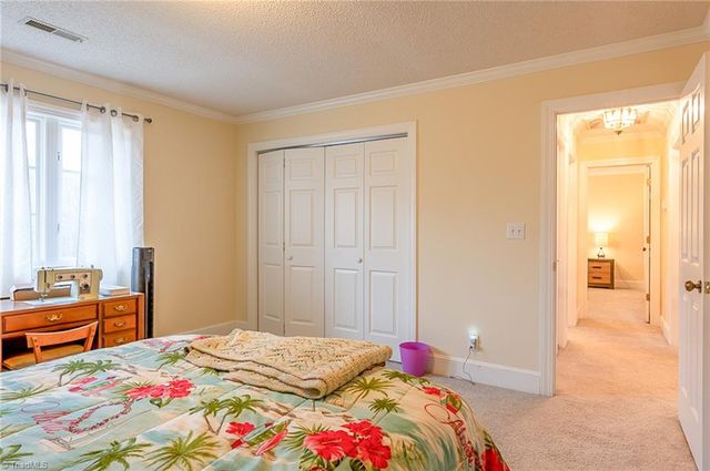 900 Warren Farm Road, Walnut Cove, NC 27052