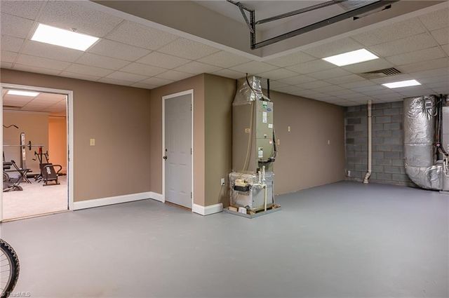 900 Warren Farm Road, Walnut Cove, NC 27052