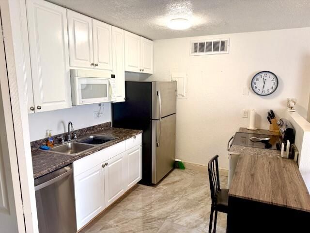 641 Executive Center Drive P105, West Palm Beach, FL 33401