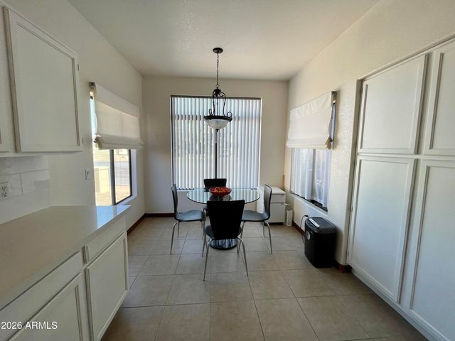 4377 E COOLBROOK Avenue, Phoenix, AZ 85032