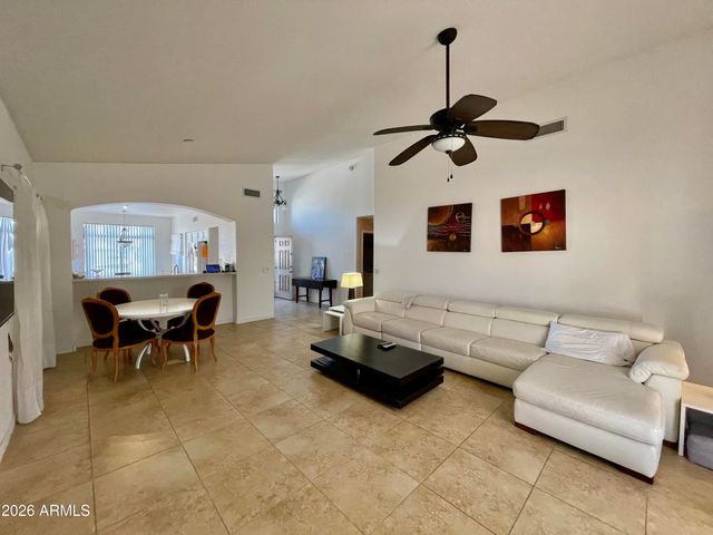 4377 E COOLBROOK Avenue, Phoenix, AZ 85032