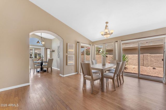 5822 W ABRAHAM Lane, Glendale, AZ 85308