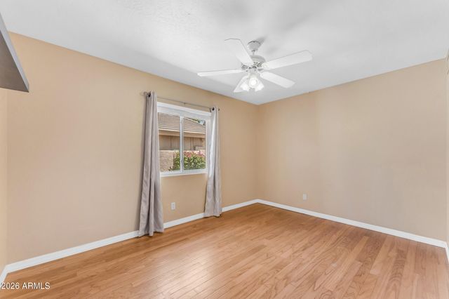 5822 W ABRAHAM Lane, Glendale, AZ 85308