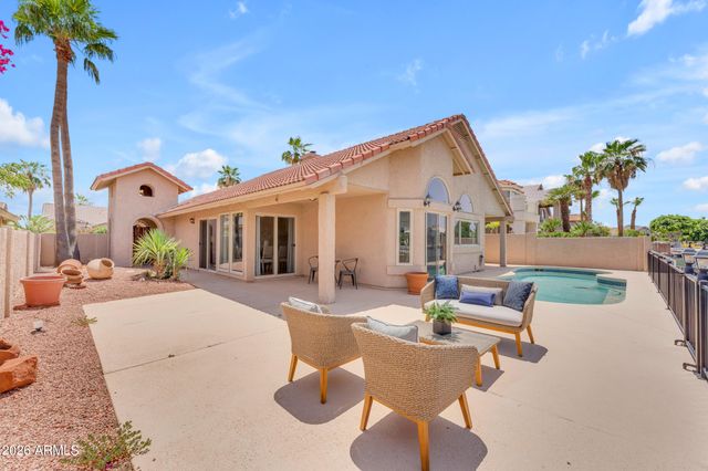 5822 W ABRAHAM Lane, Glendale, AZ 85308