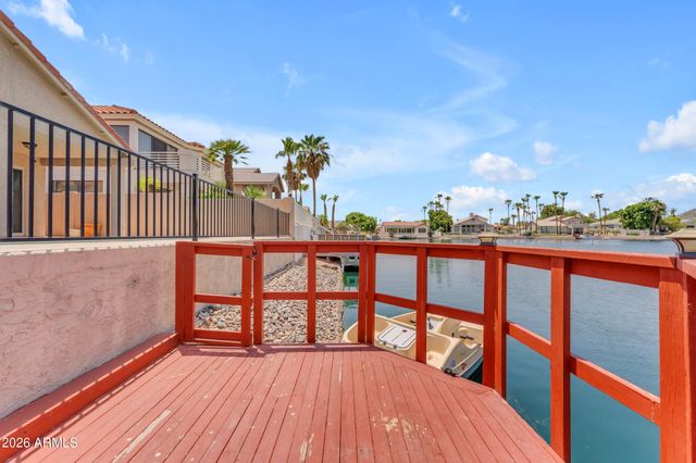 5822 W ABRAHAM Lane, Glendale, AZ 85308