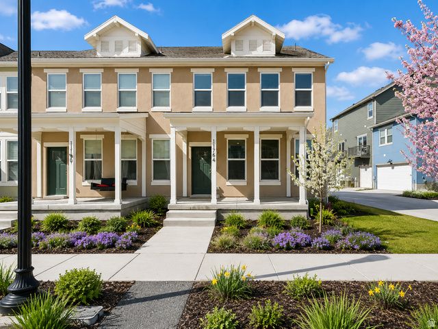 11764 S LEANDER DR, South Jordan, UT 84009