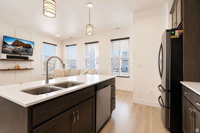 11764 S LEANDER DR, South Jordan, UT 84009