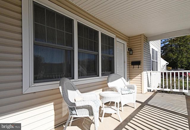 330 CROSSFIELD RD, King Of Prussia, PA 19406