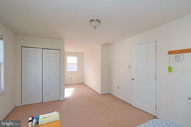 330 CROSSFIELD RD, King Of Prussia, PA 19406