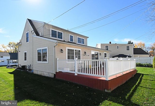 330 CROSSFIELD RD, King Of Prussia, PA 19406