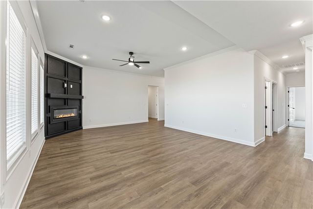 674 Primitivo Avenue, Tontitown, AR 72762
