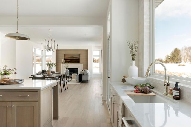 5946 Kochs Crossing, Independence, MN 55359