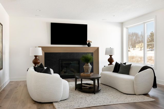 5946 Kochs Crossing, Independence, MN 55359