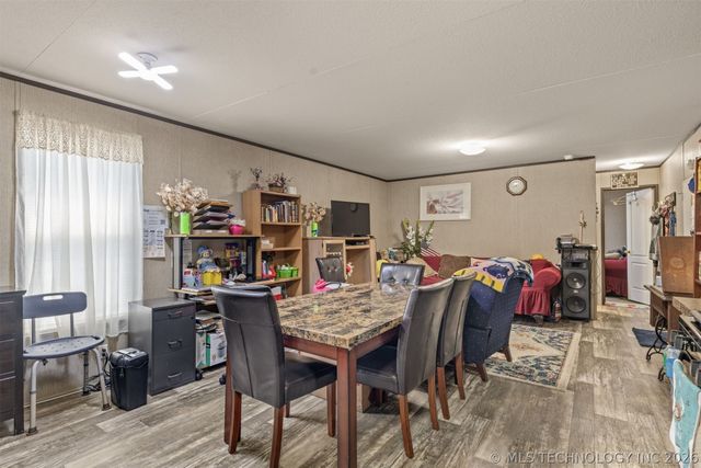 941 W 139th Place, Glenpool, OK 74033