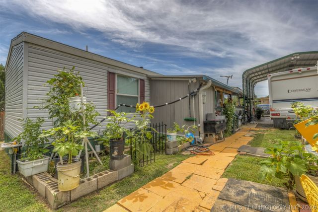 941 W 139th Place, Glenpool, OK 74033
