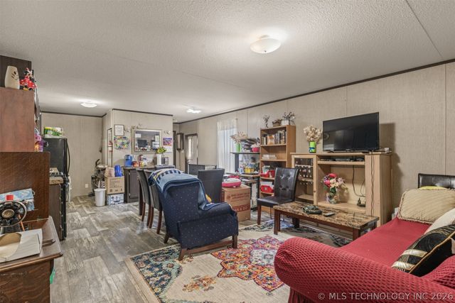 941 W 139th Place, Glenpool, OK 74033
