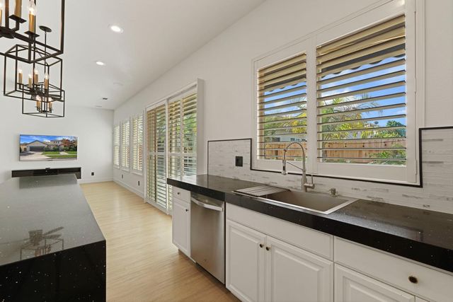 2012 Providence Way, Lodi, CA 95242