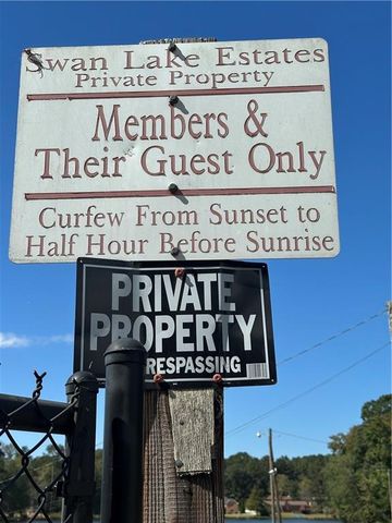 110 Wildwood Drive, Stockbridge, GA 30281