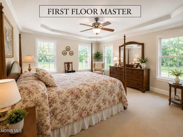 4737 S Berkey Southern Road, Swanton, OH 43558
