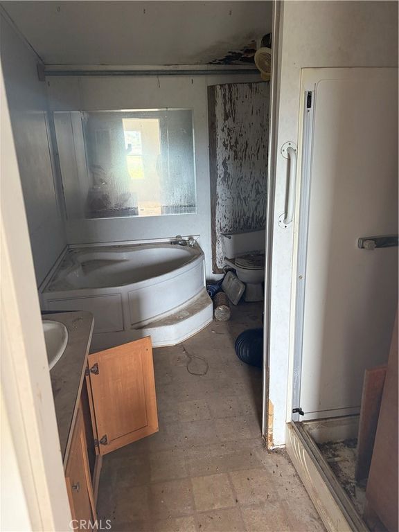 Image 8 of property listing at 61200 Indian Paint Brush Road, Anza, CA 92539