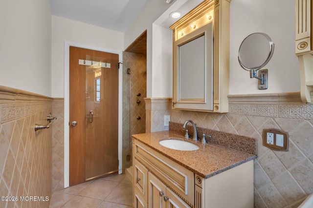 13 Killington Road, Toms River, NJ 08757