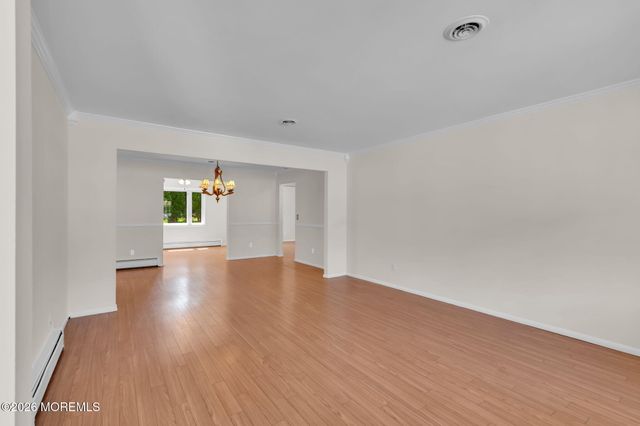 13 Killington Road, Toms River, NJ 08757