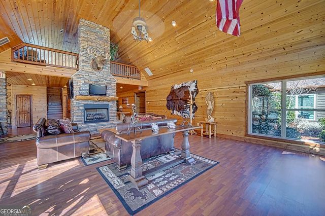 RIVERSIDE ON LA Madeline, Blairsville, GA 30512