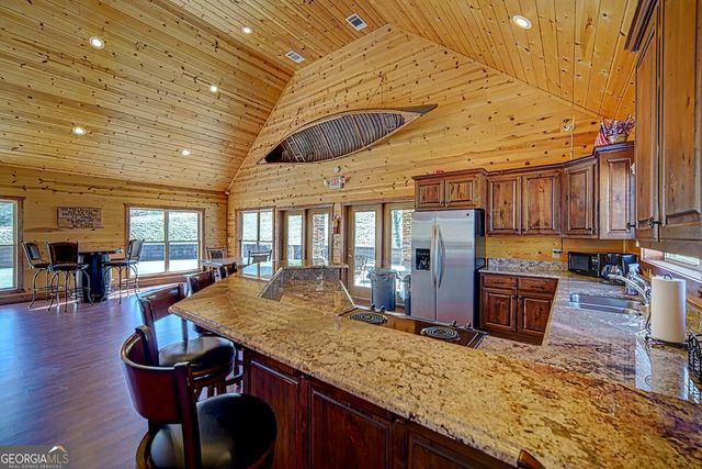 RIVERSIDE ON LA Madeline, Blairsville, GA 30512