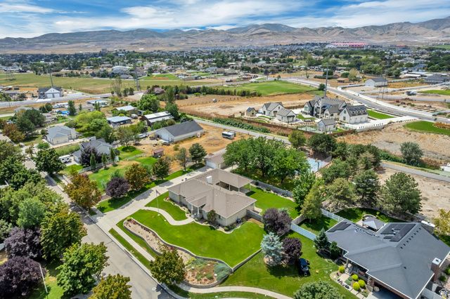 14278 S COUNTRY CLASSIC DR, Bluffdale, UT 84065