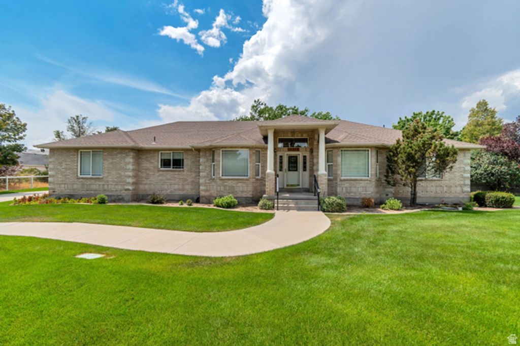 14278 S COUNTRY CLASSIC DR, Bluffdale, UT 84065 — exterior