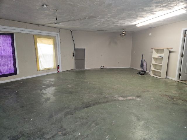 2725 Robertson Drive, Abilene, TX 79606