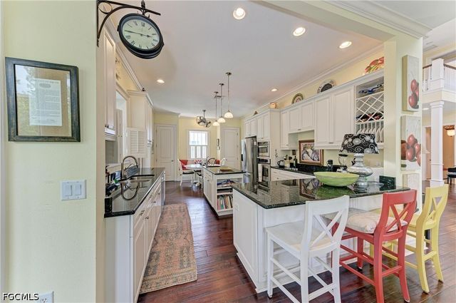 793 Jungle Queen WAY, Longboat Key, FL 34228