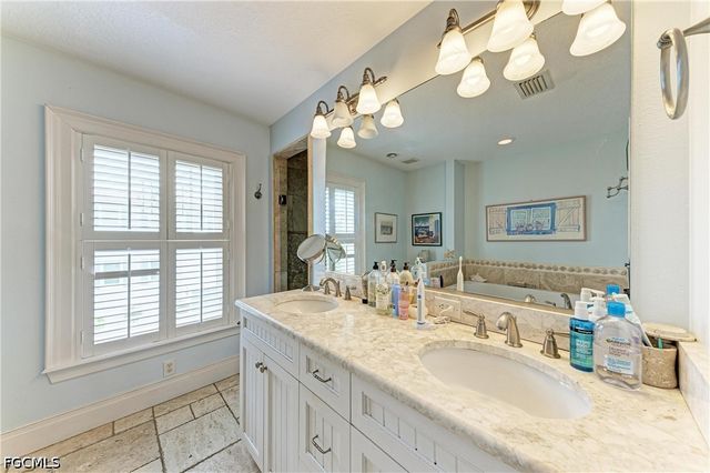 793 Jungle Queen WAY, Longboat Key, FL 34228