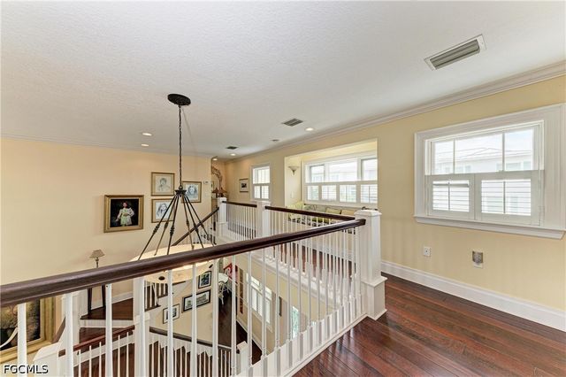 793 Jungle Queen WAY, Longboat Key, FL 34228