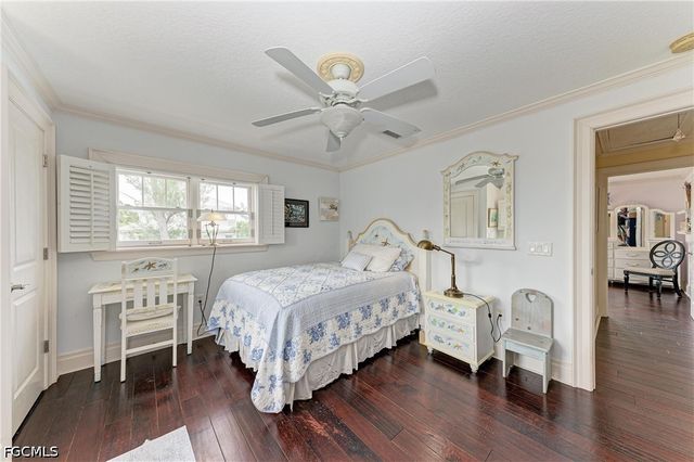793 Jungle Queen WAY, Longboat Key, FL 34228