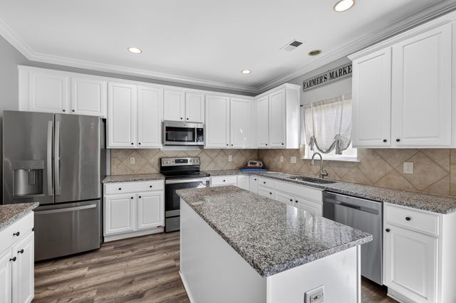 1431 Brighton Ave., Myrtle Beach, SC 29588