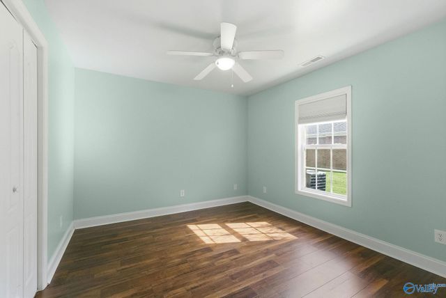 242 Chestnut Oak Circle, Owens Cross Roads, AL 35763