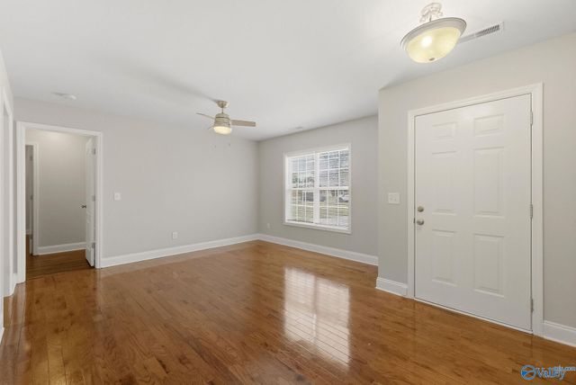 242 Chestnut Oak Circle, Owens Cross Roads, AL 35763